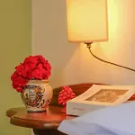 Sara House Centro - Free Private Parking Apartament *