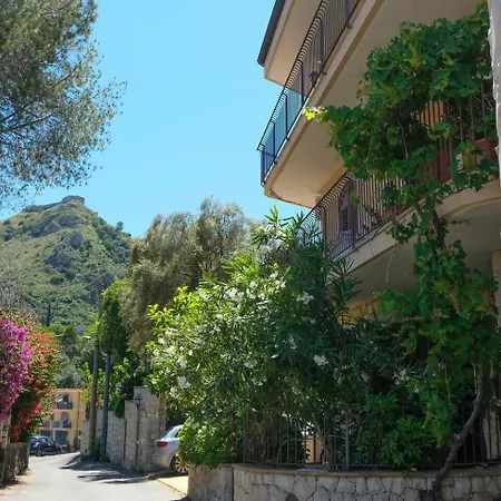 Sara House Centro - Free Private Parking Apartament Taormina