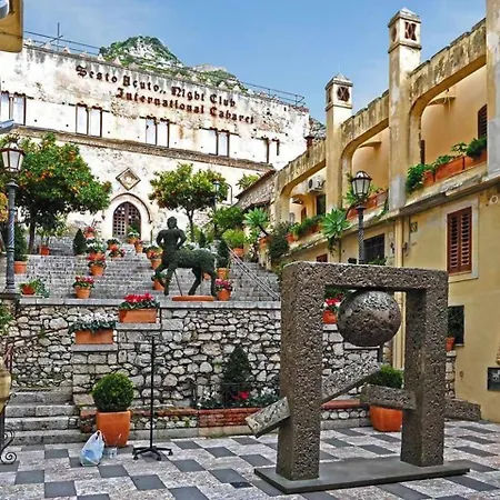 Appartamento Sara House Centro - Free Private Parking Taormina